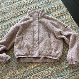 Vuori cozy Sherpa jacket small